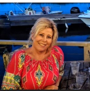 Meet your Posher, Robin